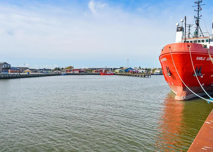 In With Kitchen Romo